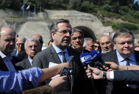 Α.Σαμαράς «Η Ελλάδα σηκώνει τα μανίκια, σηκώνει κεφάλι»
