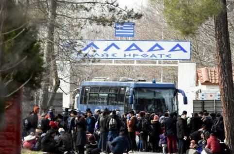 Ο Ερντογάν τους πρόσφυγες θέλει να στείλει στην Ελλάδα ή τον κοροναιο;