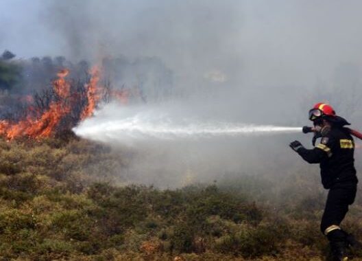 Μεγάλη φωτιά στις Σάππες Ροδόπης – Εκκενώθηκε οικισμός